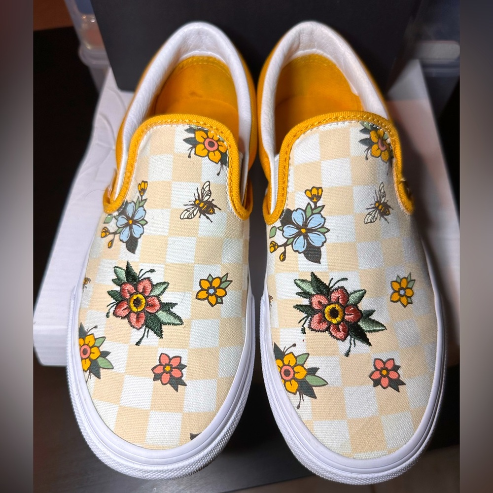 Vans Classic Slip-On Cottage Check Embroidered Floral WMNS